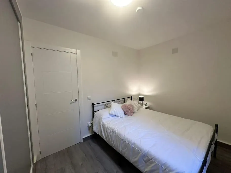 Cosy Apartment In Malaga 10' From The Beach - Rene