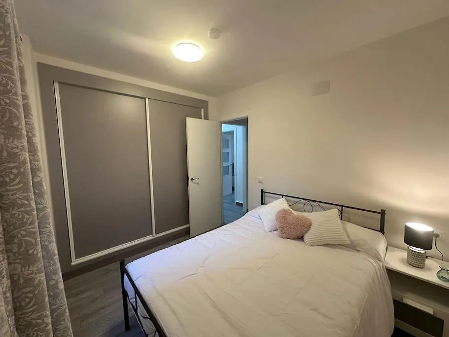 Cosy Apartment In Malaga 10' From The Beach - Rene