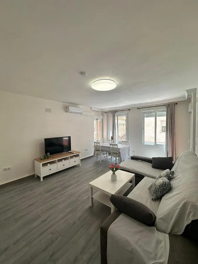 Cosy Apartment In Malaga 10' From The Beach - Rene Spain