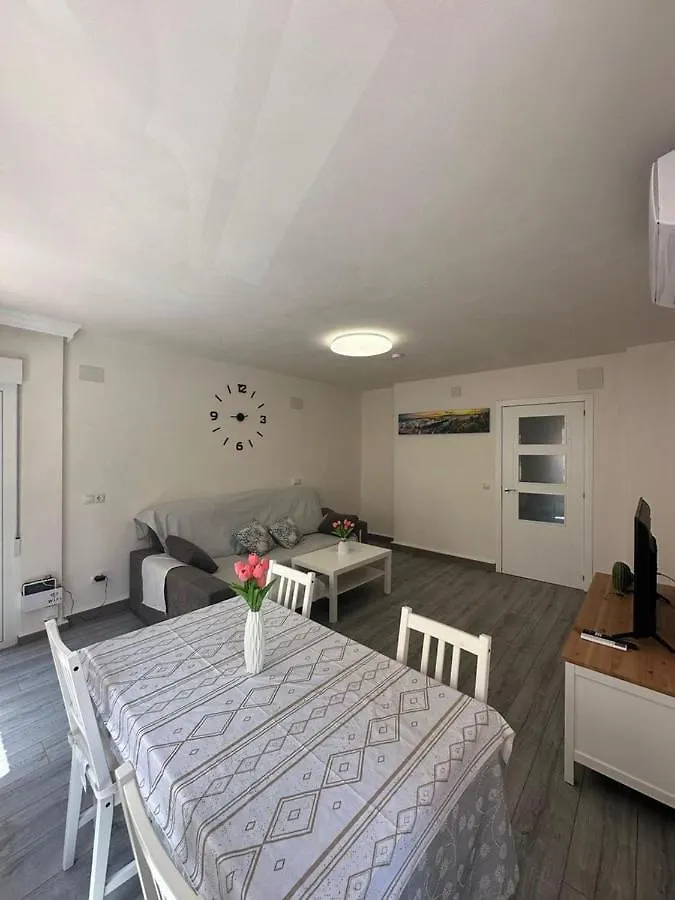 Cosy Apartment In Malaga 10' From The Beach - Rene